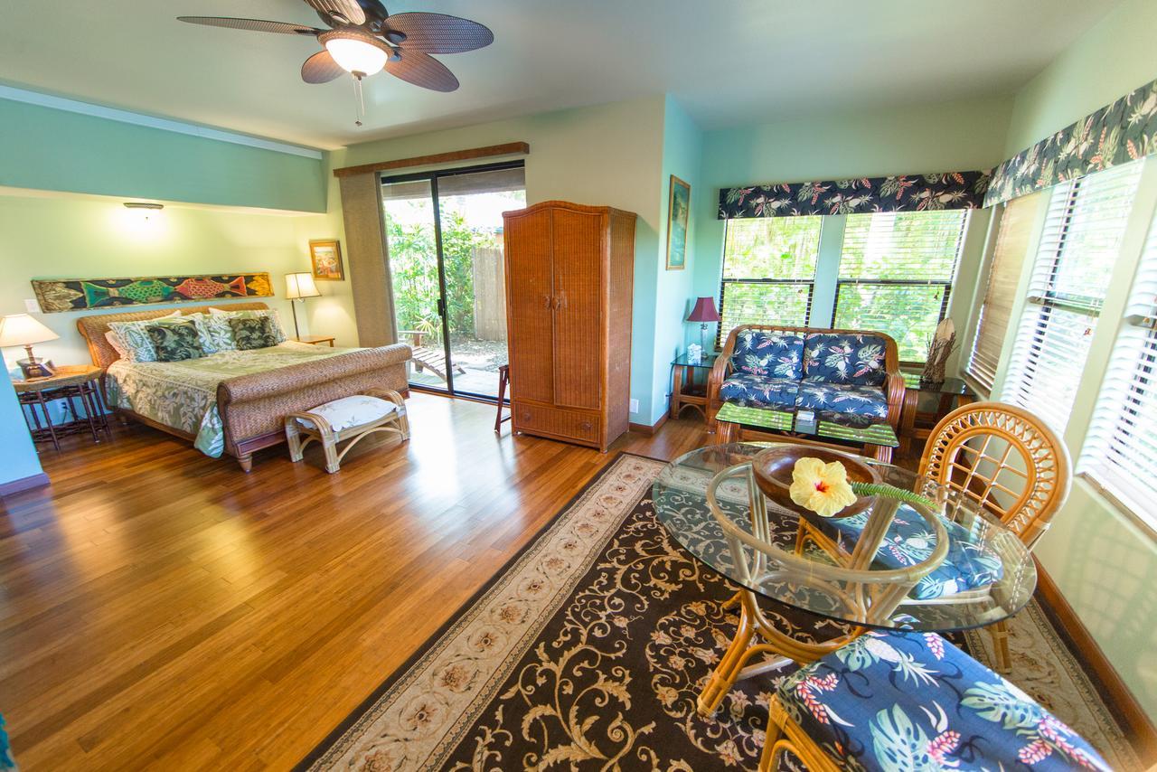 Hawaiian Oasis Bed & Breakfast Kailua-Kona Exterior photo